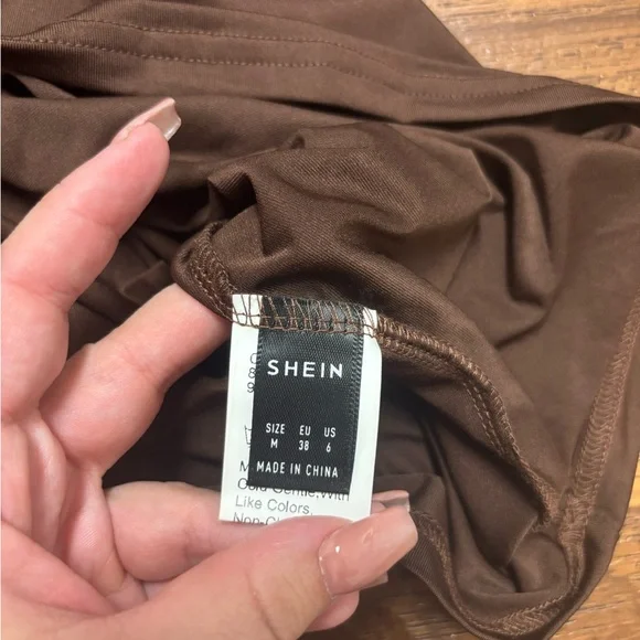 Shein Brown tie maxi dress with plunge front - Picture 3 of 3